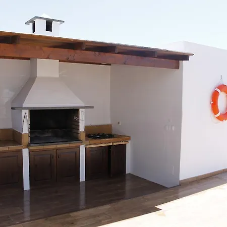 Santana Villa Uga